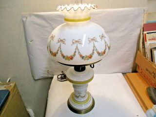 Vintage Gone With The Wind Gwtw Milk Glass Bouquet Ribbon Pattern 21 " Elec.  Lamp