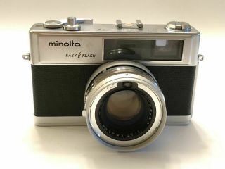 Minolta Hi - Matic - 9 Easy Flash Film Camera.  Rokkor - Pf 45mm F1.  7 Vintage 659773 F/s