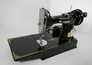 Vintage 1950 Singer Featherweight 221 Sewing Machine,