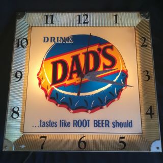 Vintage 1950s Dad’s Root Beer Light Up Advertising Clock Hires