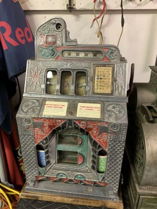 Vintage Mills Fok Slot Machine