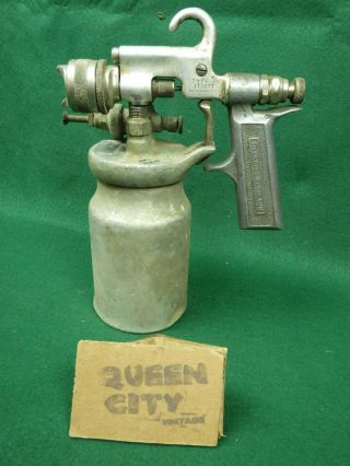 Vintage/antique Devilbiss Type Av Paint Spray Gun W/type Kn - Series 50 Cup