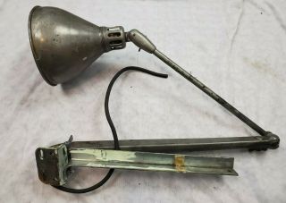 Vintage Dazor Lamp Machine Age Industrial Floating Arm Shop 41 " Long (no Plug)