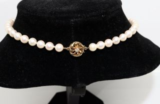 A Vintage Quality 18ct Gold Double Sided Diamond Clasp Cultured Pearl Necklace 3
