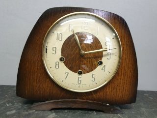 Vintage 8 Day Westminster Chiming Mantle Clock With Floating Balance