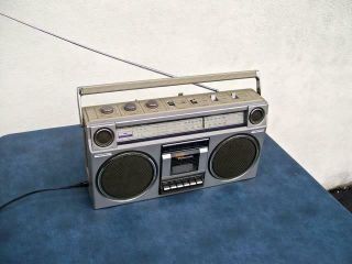 Vintage Panasonic Rx - 5025 Cassette Am / Fm Stereo Boombox
