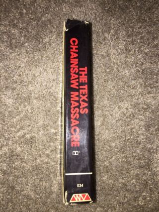 The Texas Chainsaw Massacre WIZARD VIDEO Release VHS tape Vintage 1982 2