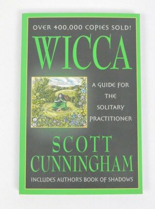 Wicca A Guide For The Solitary Practitioner Paperback Book - J - T - P
