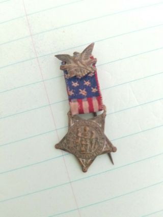 Civil War Veterans 1861 - 1866 Grand Army Of The Republic Medal
