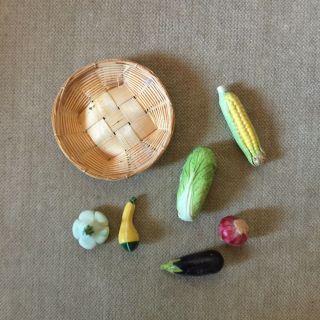 Vintage Dollhouse Miniature Harvest Vegetables With Basket 1/12 Scale 2