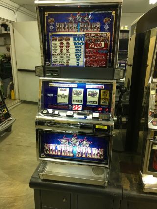 Igt S2000 Silver Stars 2 Coin Slot Machine