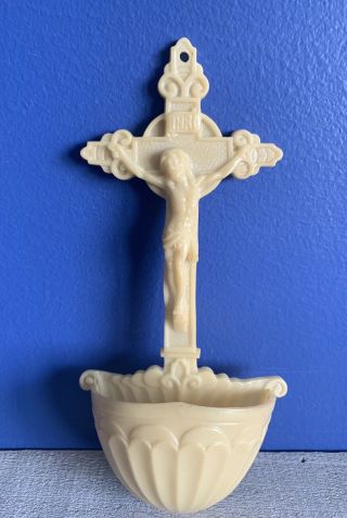 Vintage • Jesus Christ On The Cross • Crucifix Holy Water Font • Plastic