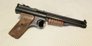 Vintage Benjamin 132 Air Pistol & Shoots & Looks Great From Owner
