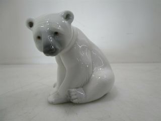 Vintage Lladro Polar Bear Figurine Made In Spain