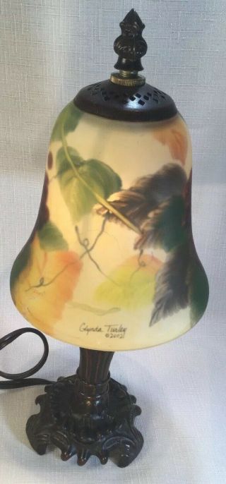 Glynda Turley Lamp Reverse Painted Glass Shade Signed And Dated 2002