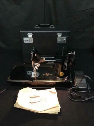 Singer 221 Featherweight Vintage Sewing Machine W/ Case Serial Aj375195