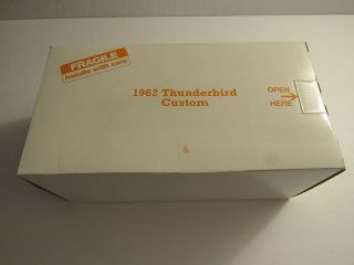 Danbury 1962 Ford Thunderbird Custom Box & Foam Insert Only For 1:24 Car