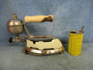 Rare Coleman Lantern Company Model 4a Ivory Iron