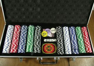 Poker Chip Set Of 500 Chips Texas Hold 
