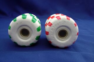 Vintage Salt and Pepper Set Red and Green Peppermints by Figis 1995 3