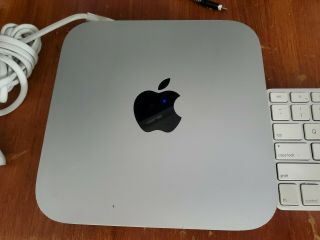 Mac Mini (Late 2014) Core i5 2.  6GHz,  8GB RAM,  1TB vintage classic computer 3