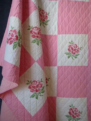 Romantic Cottage Roses Vintage 30s Pink & White Embroidered Quilt 89x66 "