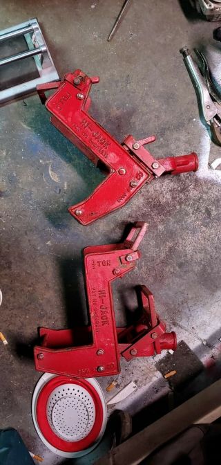 (2) Vintage (set Of Two) 1/2 Ton Portable Wall Jack Hi - Lift Complete And Workin