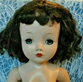 Vintage Madame Alexander Cissy Doll Brunette Hair To Dress Ec