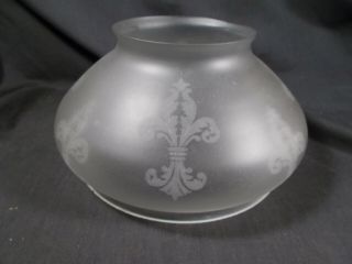 Vintage Fleur - De - Lis Frosted Glass Shade Oil Lamp 8 Inch Base C1880s