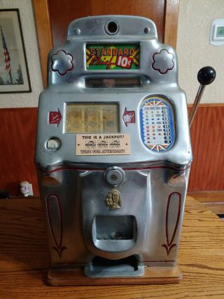 Vintage Jennings Nevada Club Standard Chief 10 - Cent Slot Machine One - Arm - Bandit.