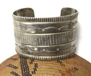 Big & Wide Vintage 1930 Navajo Native American Indian Silver Cuff Bracelet