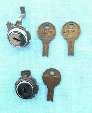 Mills Qt Slot Machine Lock Set And Keys With Matching Numbers To Each Lock