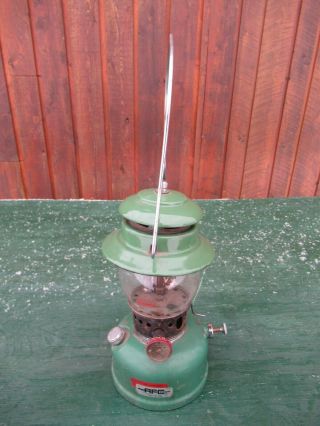 Vintage Coleman Afc Lantern Green Model 1010 Has Glass Globe