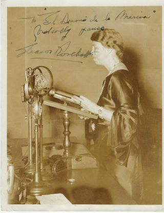 Former Usa First Lady Eleanor Roosevelt,  Autographed Vintage Press Photo.