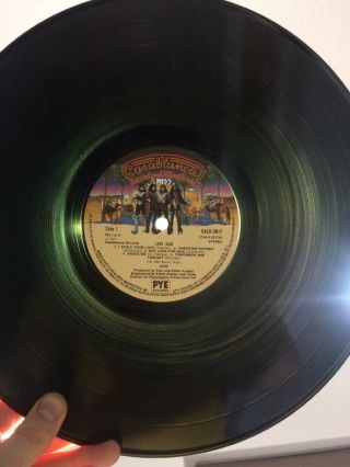 Kiss - Love Gun 1977 Uk Pressing Rare Translucent Vinyl Lp Glam Hard Rock