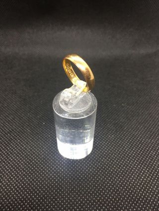 Vintage 22ct Yellow Gold Plain Wedding Band Ring 3.  5 Grams Size J