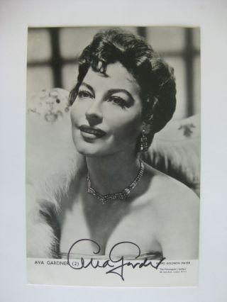 Ava Gardner - Rare Autographed Vintage Glossy Photo - M.  G.  M.  6x9 " - Hand Signed