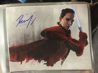 Daisy Ridley (rey) Autographed 8×10 Photo Star Wars Force Awakens Last Jedi 8