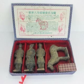 Vintage Chinese Terracotta Soldier Warrior Statues Horse Figurines Set Of 4 Box