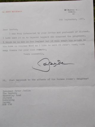 JOHN BETJEMAN SIGNED LETTER 1973 with Envelope and Card from John Murray 3