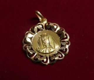 Vintage.  750 (18k) Yellow Gold Madonna Mother Of Sorrows Virgin Mary Pendant