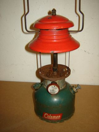 Vintage Coleman Christmas Lantern 200a Single Mantle Xmas 11/51