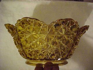Large Daisy & Button Amber Art Glass Kerosene Gas Lamp Shade Eapg 5 " Fitter