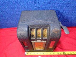 Antique 1 Cent CIGARETTE Trade Stimulator GUMBALL / CANDY MACHINE 2 2
