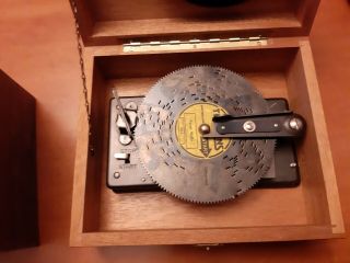 Vintage Thorens Ad 30 Music Box & 10 Changeable Discs Fine Walnut Case