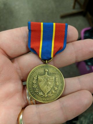 Spanish - American War Us Army Occupation Of Cuba Medal 7802 Split Wrap - Broach