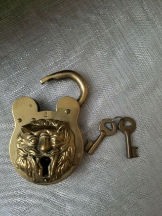 Vintage Lion Head Lock W/ 2 Keys Patented Feby 18 1896 No.  4 On Front