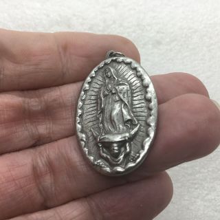 1997 Hallmark Cards Virgin Mary Medal Pendant Charm Madonna Religious 3