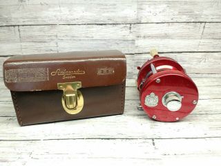 Vintage Abu Garcia Ambassadeur 5000 Sweden W/ Leather Case Cond.  Casting