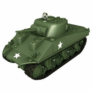 Hallmark Keepsake 2017 Christmas Ornament 1943 M4a3 Sherman Tank